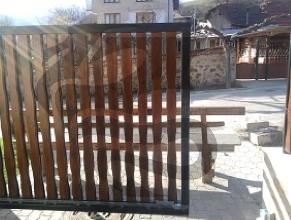 Плъзгаща врата